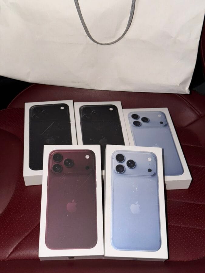 Buying iphone 18 Pro Max from Apple store